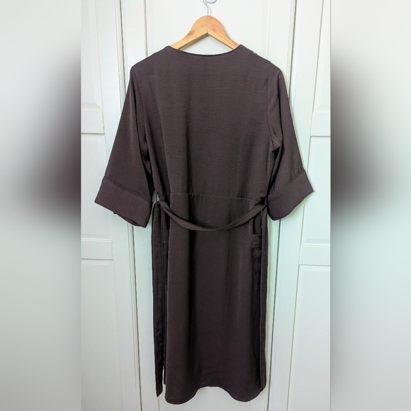 Frank & Oak kimono midi wrap dress - Picture 3 of 3